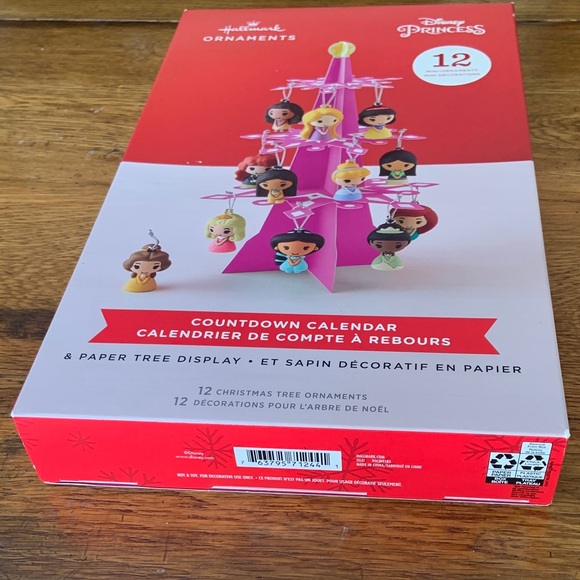 Hallmark Disney Princess 12 Mini Ornament Countdown Set Tree Display 2021 - Picture 6 of 7
